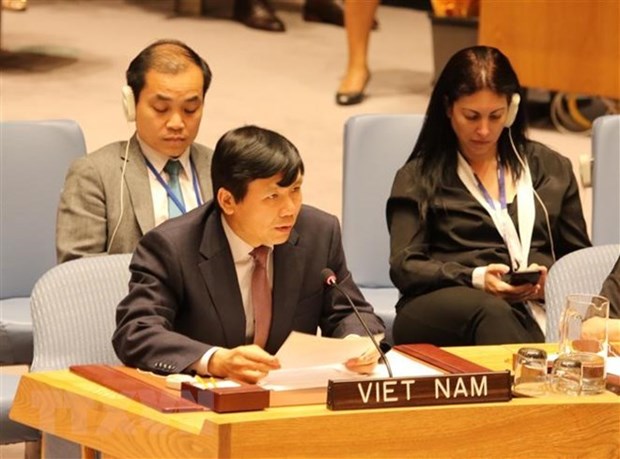 Vietnam participa en debate de primera Comision de ONU sobre armas convencionales hinh anh 1