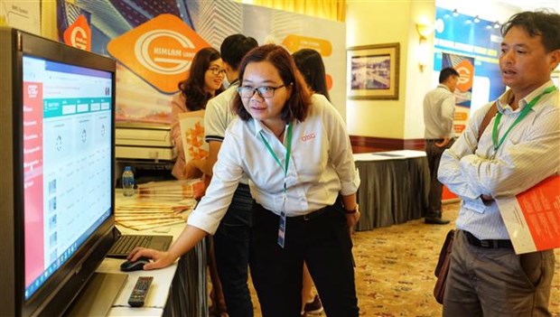 Buscan soluciones estrategicas para empresas vietnamitas en economia digital hinh anh 1