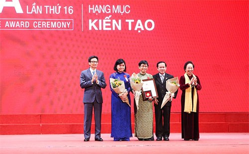Premios KOVA 2018 de Vietnam honran a destacados ejemplos en la vida hinh anh 1