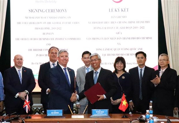 Ciudad Ho Chi Minh y Reino Unido firman acuerdo de cooperacion en desarrollo urbano hinh anh 1