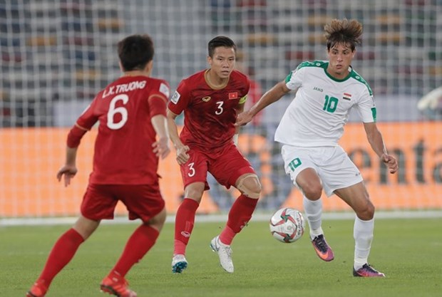 Futbolistas vietnamitas realizaron maximos esfuerzos en partido con Iraq, segun entrenador hinh anh 1