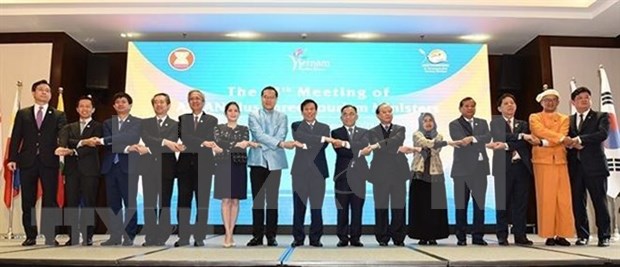 Busca la ASEAN impulsar intercambio turistico con socios asiaticos hinh anh 1
