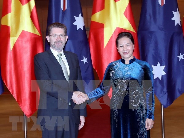 Respalda presidenta del Parlamento vietnamita la inversion de empresas australianas hinh anh 1