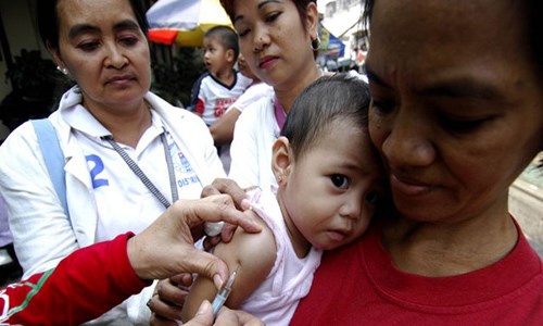 Filipinas: Aumentan hasta 500 por ciento los casos de sarampion en Manila hinh anh 1