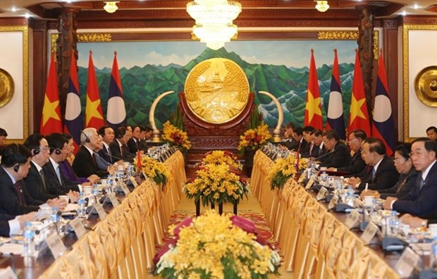 Vietnam y Laos acordaron fortalecer nexos de amistad y solidaridad especial hinh anh 1
