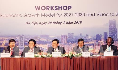Analizan el nuevo modelo de crecimiento economico de Vietnam hinh anh 1