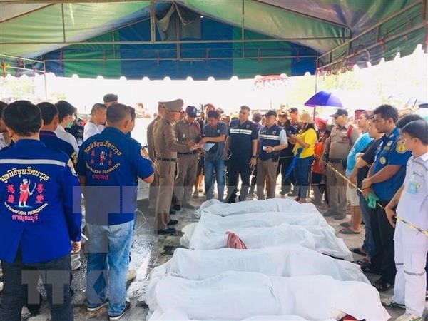 Repatriara Vietnam restos de cinco nacionales fallecidos en accidente de trafico en Tailandia hinh anh 1