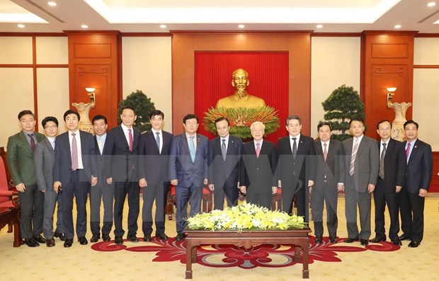 Recibe maximo dirigente vietnamita a delegacion del Partido Democrata de Corea hinh anh 1