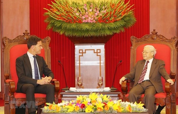 Maximo dirigente vietnamita recibe al premier neerlandes hinh anh 1