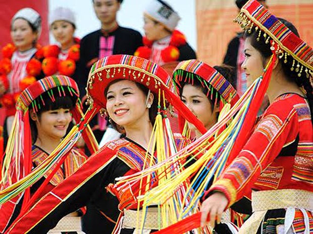 Realizaran intercambio cultural minorias etnicas vietnamitas y laosianas hinh anh 1