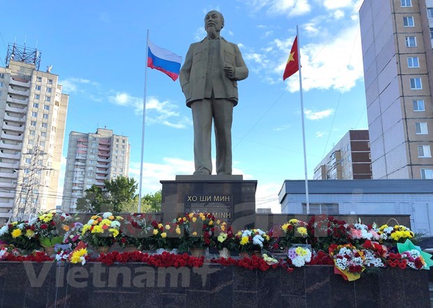 Recuerdan en Rusia y Tailandia aniversario 129 del natalicio del Presidente vietnamita Ho Chi Minh hinh anh 1