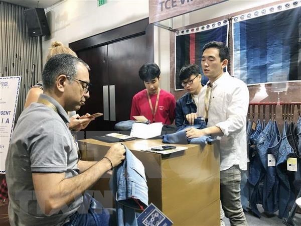 Atrae inversiones extranjeras y domesticas la industria de mezclilla vietnamita hinh anh 1