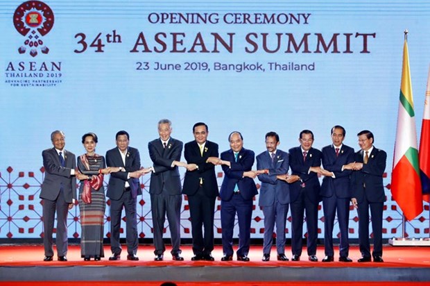 Vietnam se compromete a elevar la posicion de la ASEAN en el mundo hinh anh 1