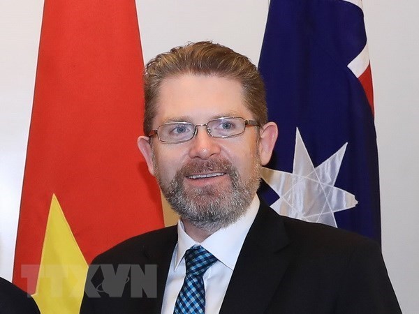 Felicita Vietnam a dirigentes del Parlamento de Australia por sus reelecciones hinh anh 1
