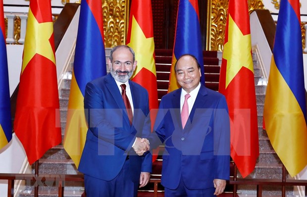 Primer ministro de Armenia concluye visita oficial a Vietnam hinh anh 1