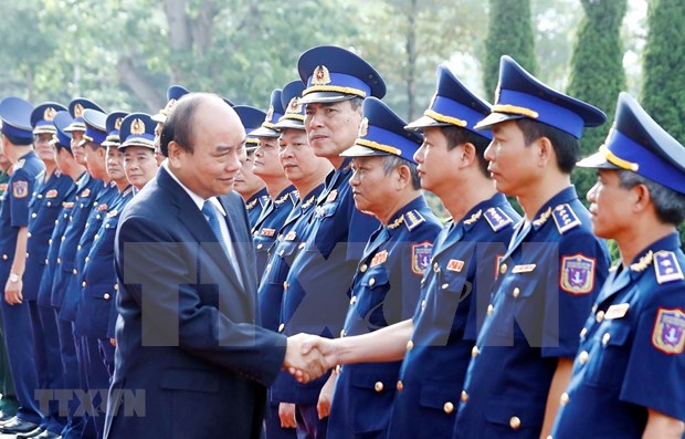 Insta primer ministro vietnamita a la policia maritima a reforzar lucha contra la delincuencia hinh anh 1