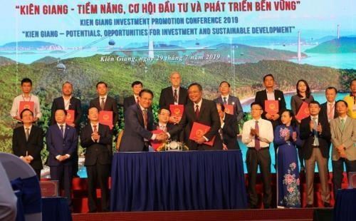 Recibe empresa Mavin licencia para proyecto millonario de centro acuicola en Vietnam hinh anh 1