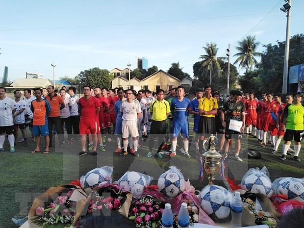 Inauguran festival deportivo del Club de Negocios de Vietnam en Camboya hinh anh 1