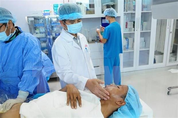 Hospital de Vietnam trata con exito malformaciones vasculares de paciente camboyano hinh anh 1