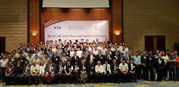 Efectuan en Vietnam Conferencia Internacional sobre Vehiculos Electricos hinh anh 1