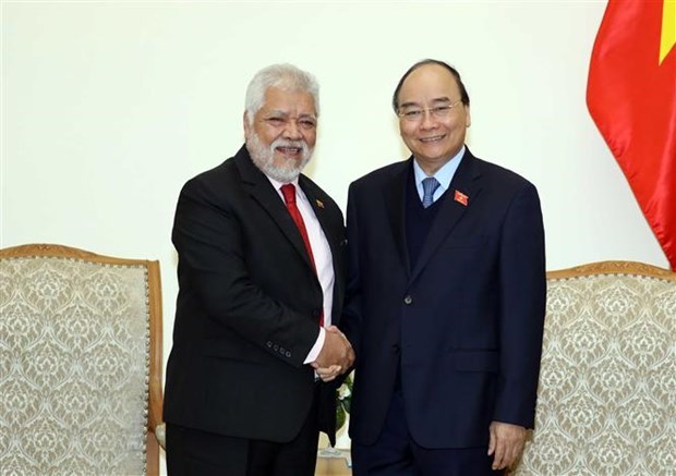 Destaca primer ministro de Vietnam contribucion de embajador venezolano a las relaciones bilaterales hinh anh 1