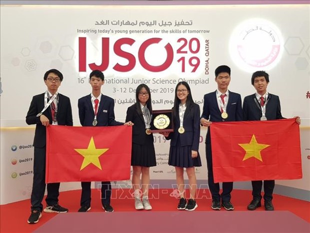 Logra Vietnam buenos resultados en Olimpiada Juvenil Internacional de Ciencias 2019 hinh anh 1