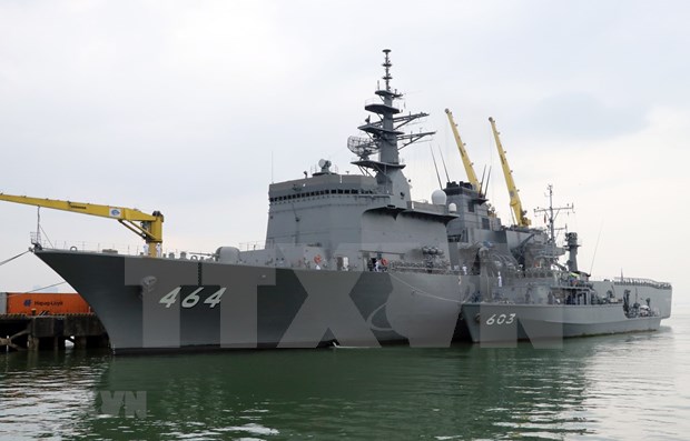 Visitan buques de Fuerza Maritima de Autodefensa de Japon ciudad vietnamita de Da Nang hinh anh 1