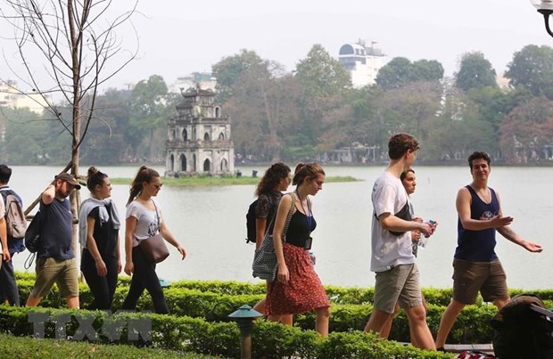 Prorroga Vietnam la exencion de visado para turistas de ocho paises hinh anh 1