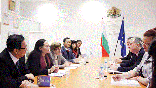 Promueven cooperacion entre Ciudad Ho Chi Minh y Bulgaria hinh anh 1