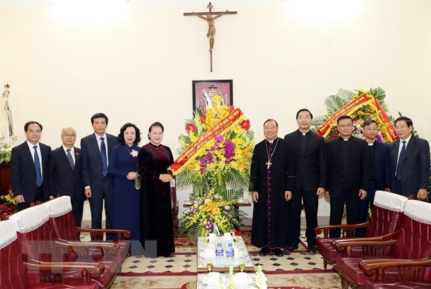 Felicita maxima legisladora de Vietnam a comunidad catolica en ocasion de Navidad hinh anh 1