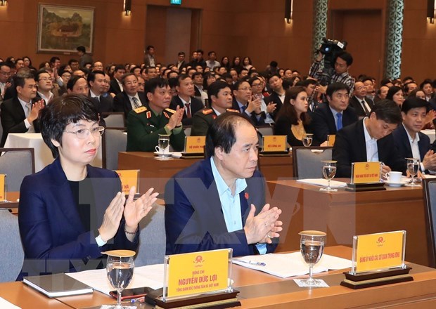 Premier de Vietnam participa en conferencia de balance de Oficina gubernamental hinh anh 1