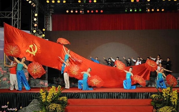 Celebran festival primaveral por fundacion del Partido Comunista de Vietnam hinh anh 1