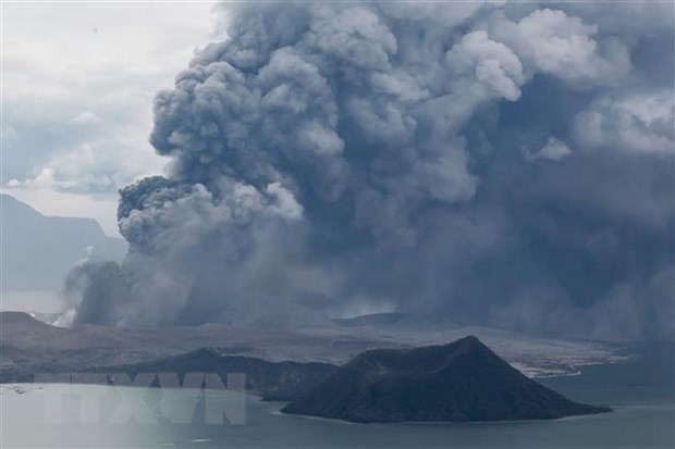 Alerta Filipinas peligro de tsunami por erupcion volcanica hinh anh 1