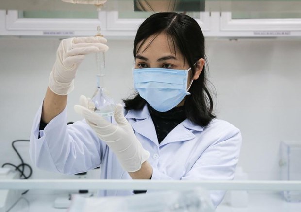 Universidades vietnamitas se unen a los esfuerzos contra coronavirus hinh anh 1