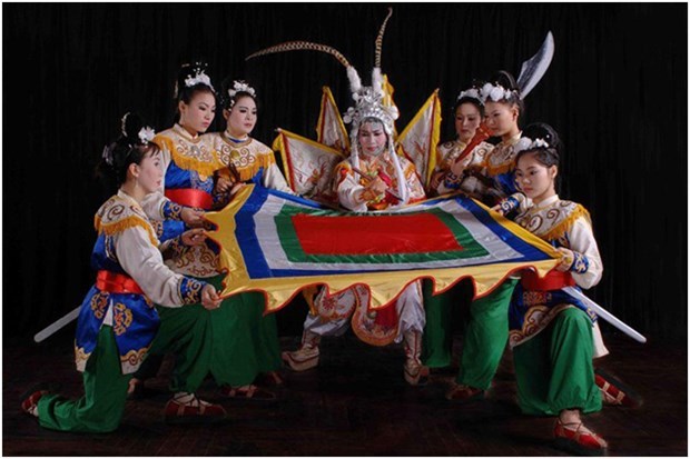 Actuaciones de teatro tradicional de Vietnam acaparan atencion de audiencia india hinh anh 1