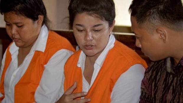 Narcotraficantes tailandesas se libran de la pena de muerte en Indonesia hinh anh 1