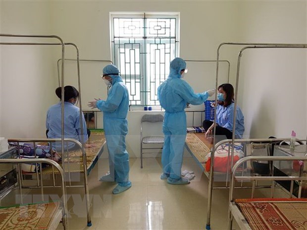 Vietnam pone en cuarentena a personas vinculadas a vuelos con pasajero japones infectado de SARS-CoV-2 hinh anh 1