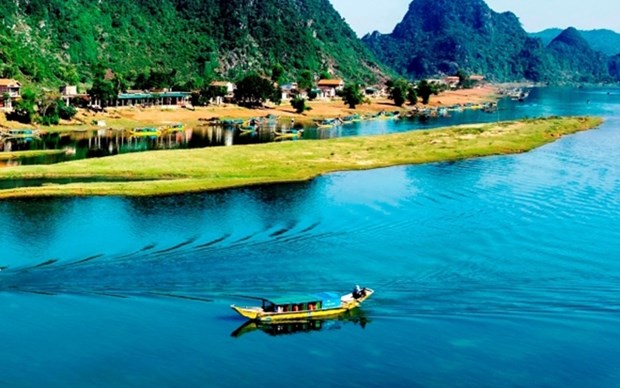 Provincia vietnamita de Quang Binh dejara de recibir turistas debido a epidema hinh anh 1