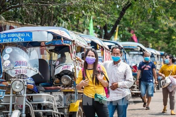Laos cancela actividades no esenciales para reforzar lucha antiepidemica hinh anh 1