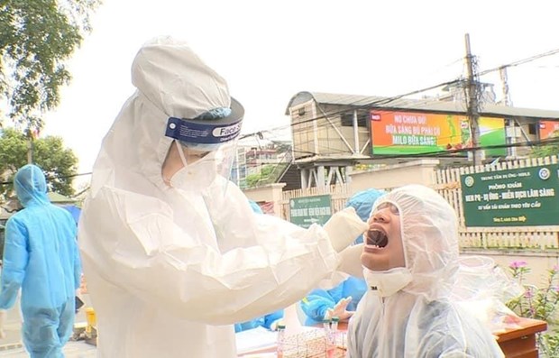 Cuatro nuevos contagios elevan a 222 la cifra de casos confirmados de coronavirus en Vietnam hinh anh 1
