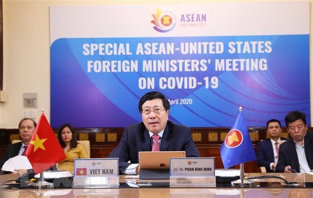 ASEAN 2020: Vietnam promete asociarse con otros en lucha antiepidemica hinh anh 1