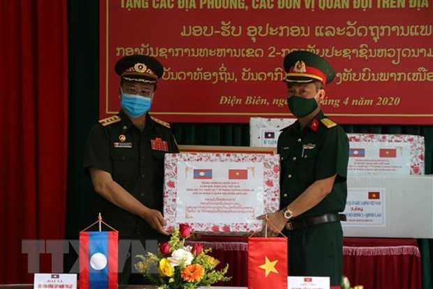 Vietnam respalda a provincia laosiana en prevencion del COVID-19 hinh anh 1