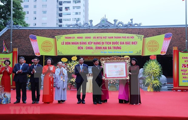 Recibe Hanoi titulo de reconocimiento al templo Hai Ba Trung hinh anh 1
