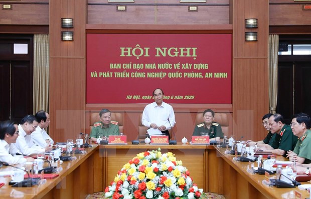 Progreso de industria militar es responsabilidad de todo el pueblo, afirma premier vietnamita hinh anh 1