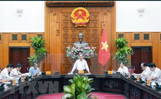 Premier vietnamita insta a revisar aumentos en la factura de electricidad de los hogares hinh anh 1