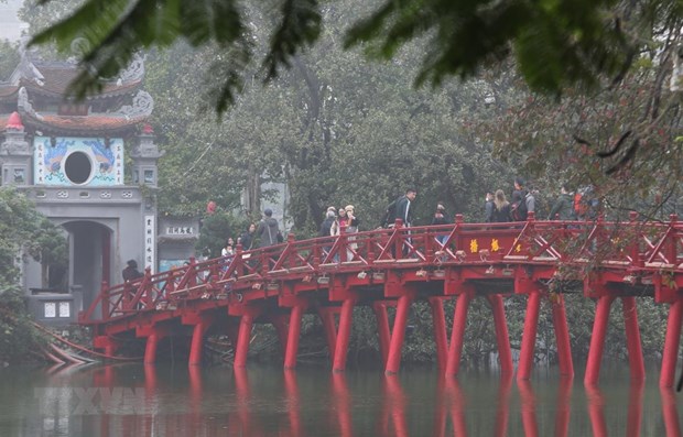 Esfuerza Hanoi para recibir 11 millones de turistas domesticos en los proximos seis meses hinh anh 1