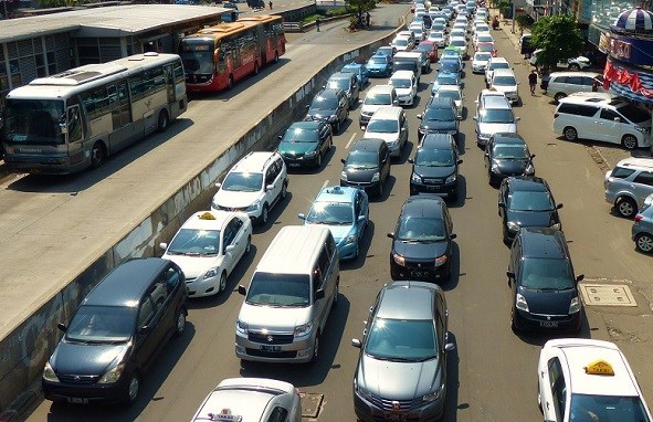 Indonesia reducira a la mitad los subsidios al diesel en 2021 hinh anh 1