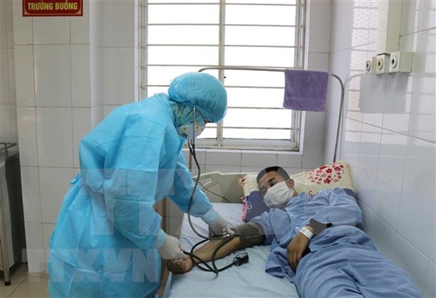 Vietnam registra 417 casos positivos al COVID-19 hinh anh 1