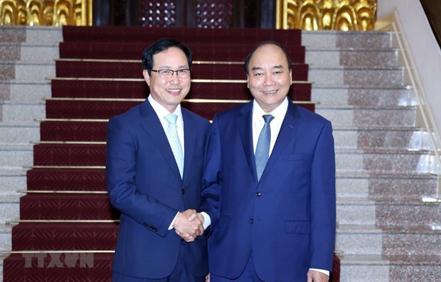 Premier afirma su apoyo a la operacion de Samsung en Vietnam hinh anh 1