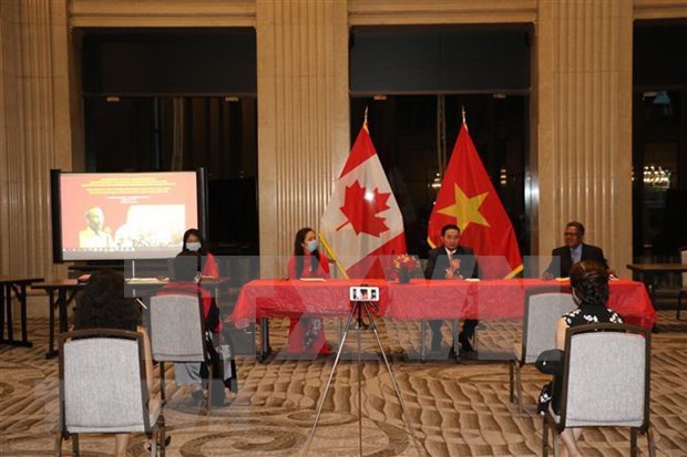 Presentan hitos dorados en la historia de Vietnam a amigos canadienses hinh anh 1